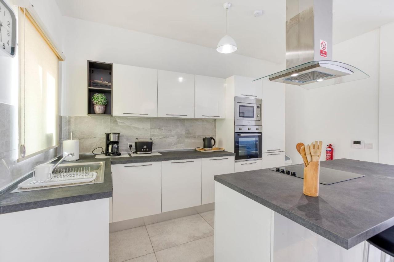 Gzira Penthouse - Hosted By Sweetstay Luaran gambar
